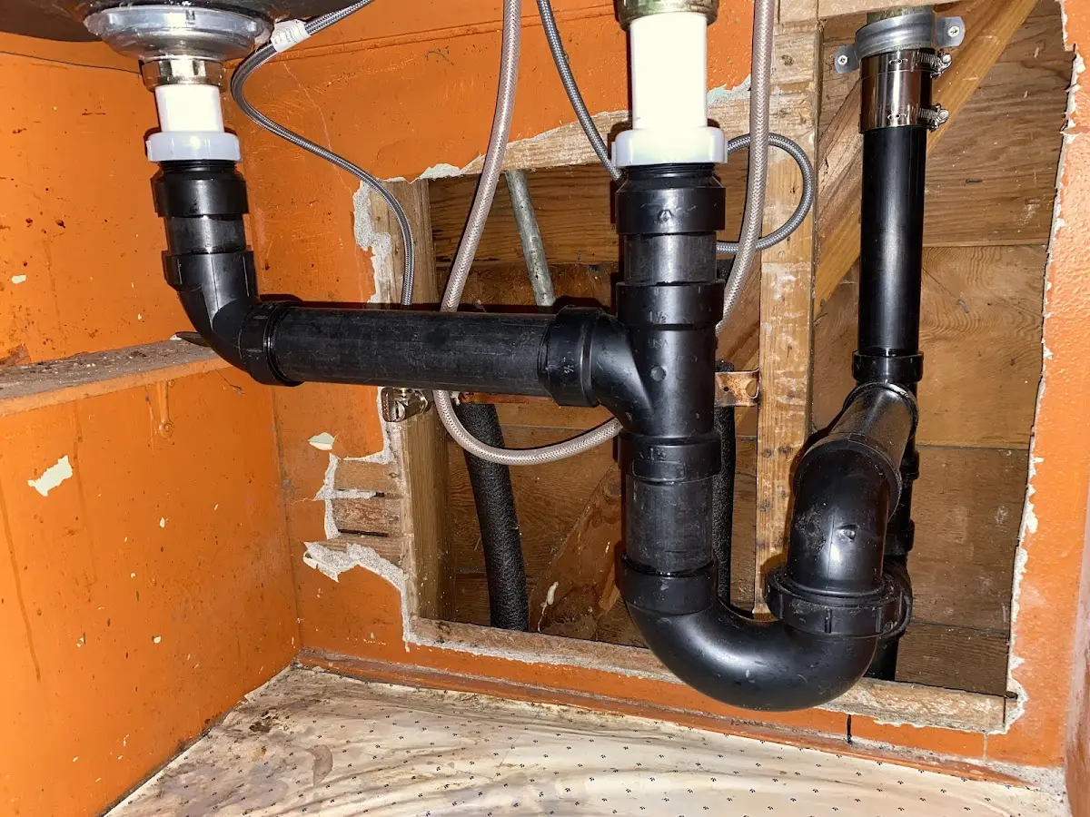 Professional Pipe Bursting equipment and tools on the job in St. Clair